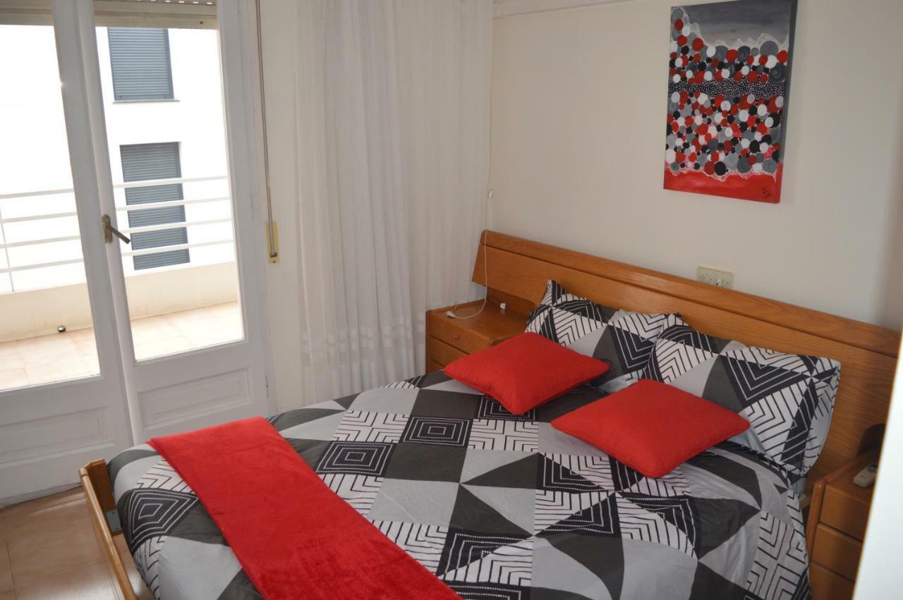 Апартаменты Apartamento Completo 200M Playa Росас Экстерьер фото