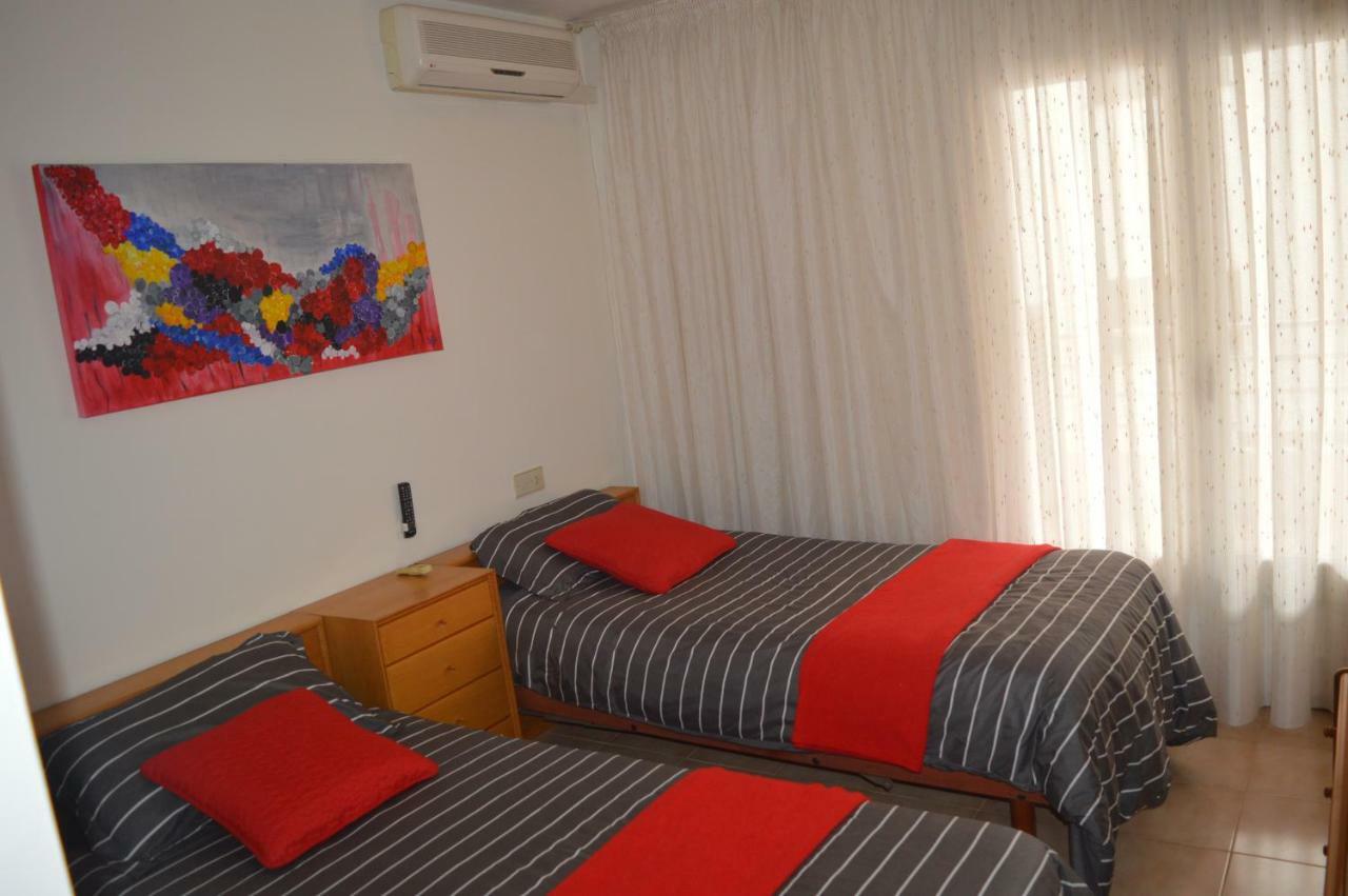 Апартаменты Apartamento Completo 200M Playa Росас Экстерьер фото