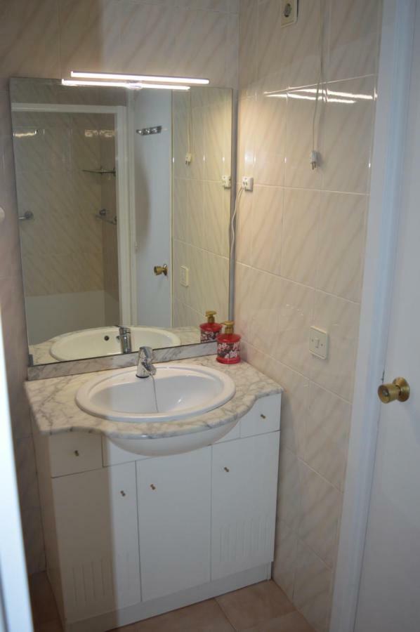 Апартаменты Apartamento Completo 200M Playa Росас Экстерьер фото